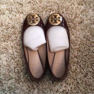 Tory Burch Burgundy Flats Size 8M